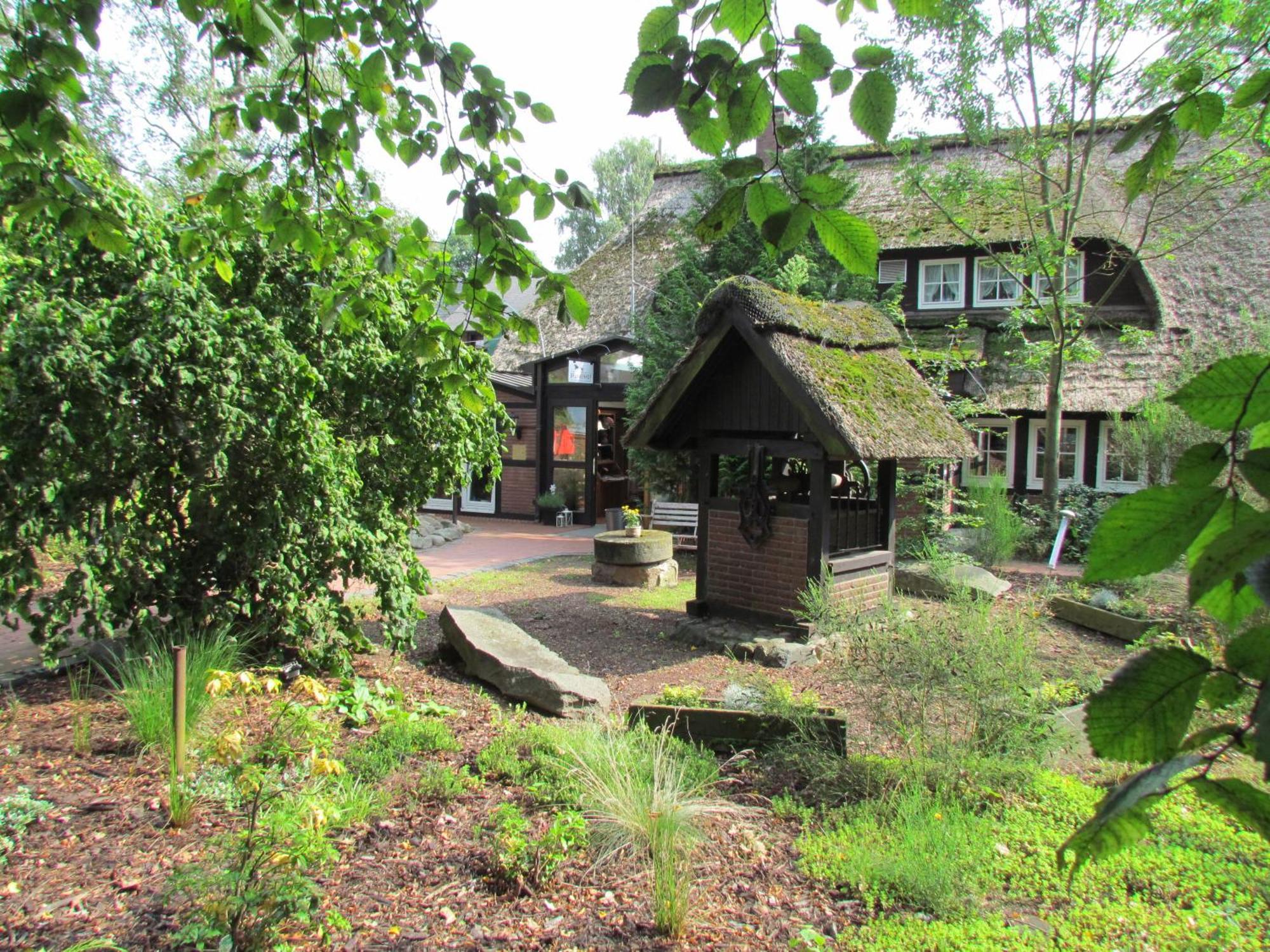 Suhlendorf Ihr Ferien Hotel Brunnenhof מראה חיצוני תמונה